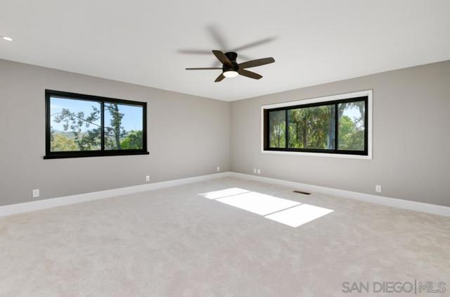 1080 Landavo Rancho Rd, Escondido CA: https://media.crmls.org/mediaz/01a5e0a6-b748-4c98-8bb2-89f5667f53f4.jpg
