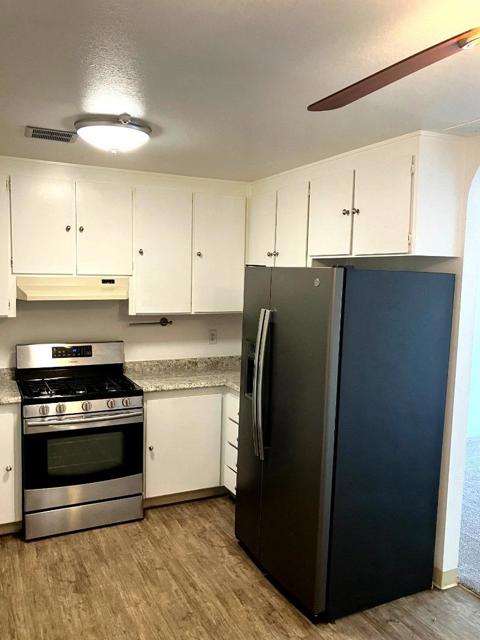 443 Lincoln Avenue, Cotati CA: https://media.crmls.org/mediaz/01a64692-9333-4cc8-bfc2-b431e58e948d.jpg
