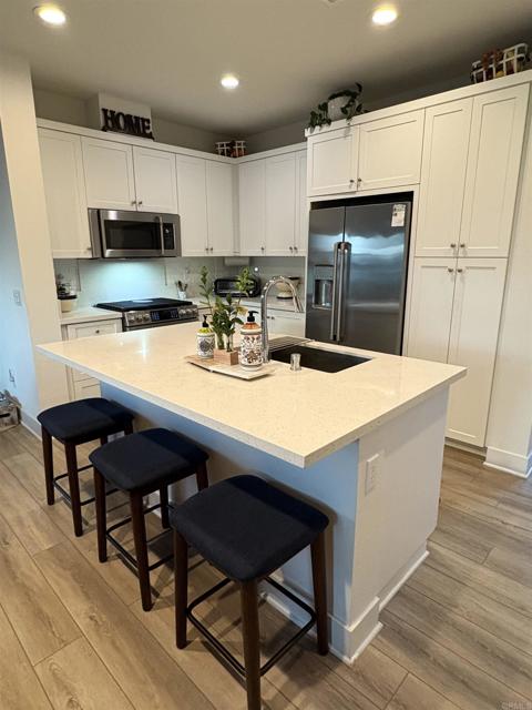 2170 BIRCH RD., San Diego CA: https://media.crmls.org/mediaz/01a6ee39-a840-4dc9-9995-7f560bec01af.jpg