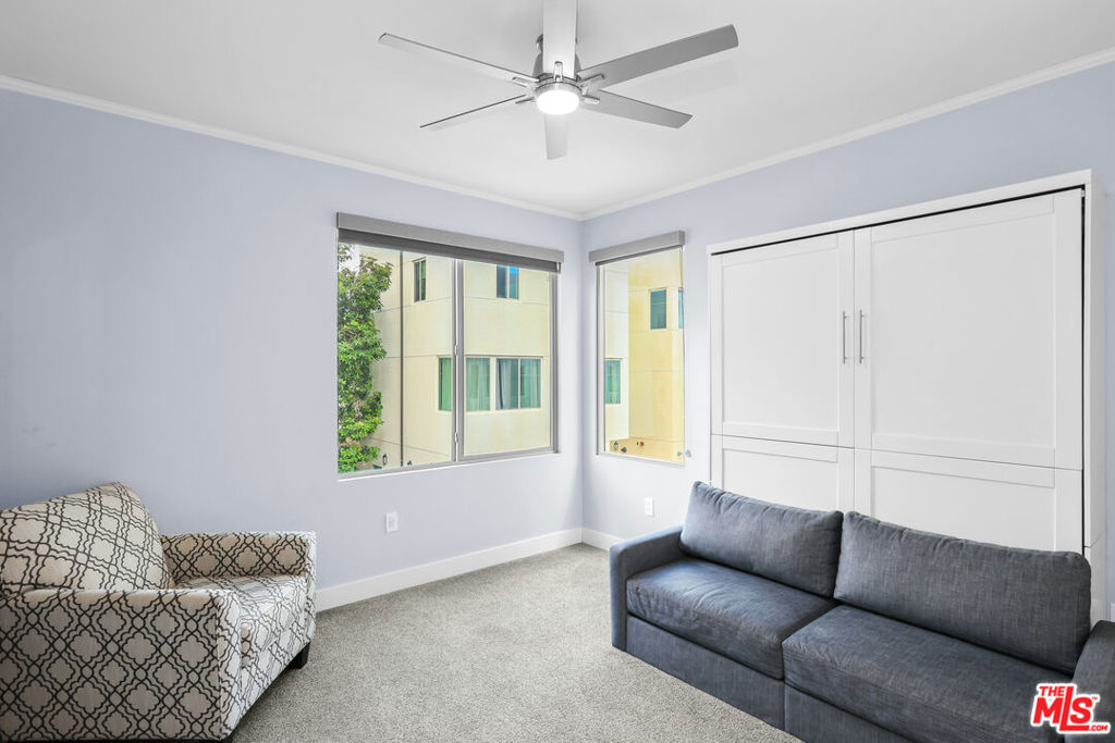 https://media.crmls.org/mediaz/01a7e51b-40bf-4cc2-9a56-327a44e3ad7f.jpg?preset=X-Large