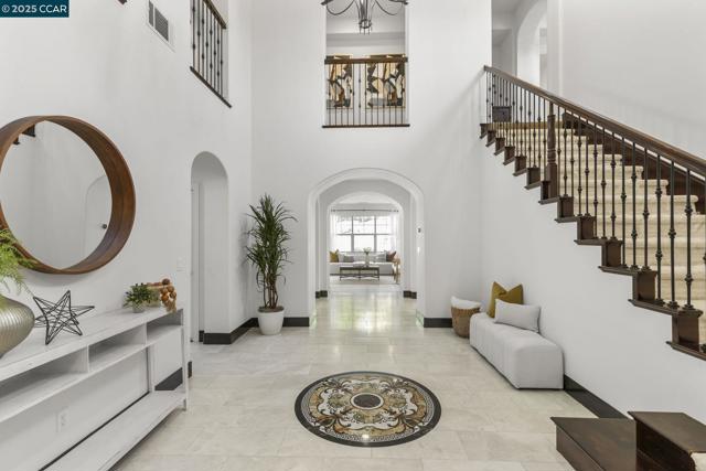 7509 Balmoral Way, San Ramon CA: https://media.crmls.org/mediaz/01a7ef31-8757-4822-b218-d6a132feaf45.jpg