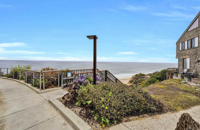 675 S. Sierra Ave, Solana Beach CA: https://media.crmls.org/mediaz/01a81176-48a6-47a2-9a09-f600690cb8f6.jpg