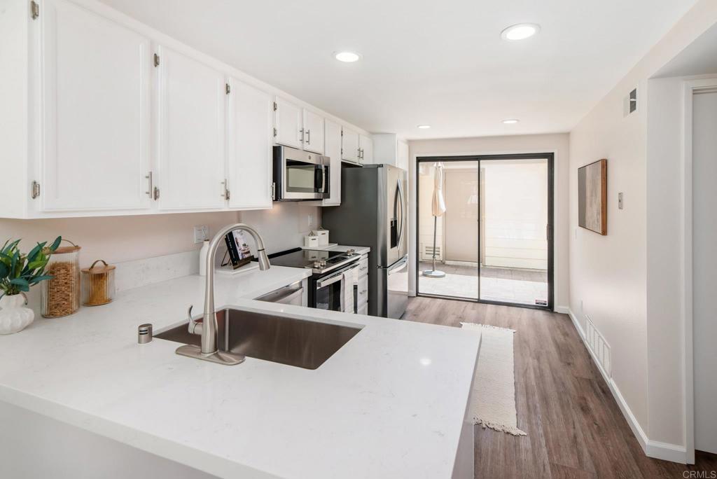 10487 Crosscreek - photo 11
