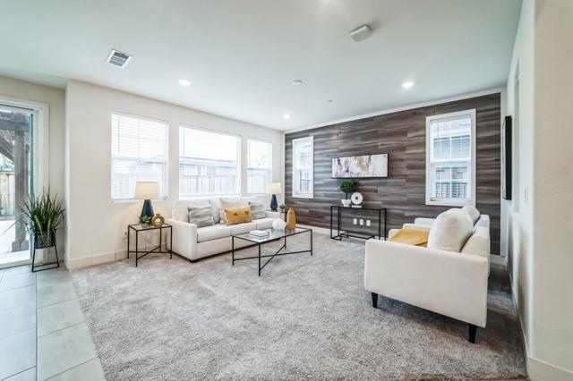 7030 Provincial Street, Tracy CA: https://media.crmls.org/mediaz/01a8ffe7-5ecd-48ab-bccc-e7a36b0356ae.jpg