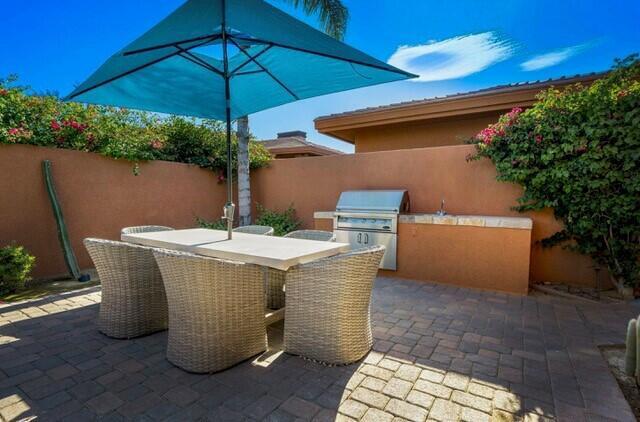 79965 Del Sol A Sol, La Quinta CA: https://media.crmls.org/mediaz/01a9b42d-39aa-4d5b-8df9-0092e3f2c9dd.jpg