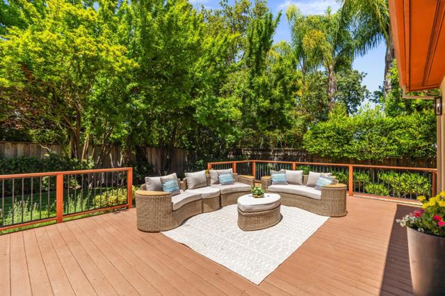 2124 Oakley Avenue, Menlo Park CA: https://media.crmls.org/mediaz/01a9c875-2cda-474c-8007-56a987e9c0c7.jpg