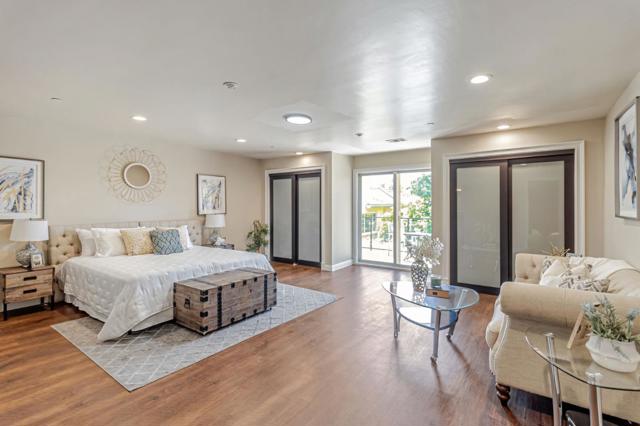 3119 Oak Knoll Drive, Redwood City CA: https://media.crmls.org/mediaz/01abd477-1632-485e-8b4b-71d4f7b9052e.jpg