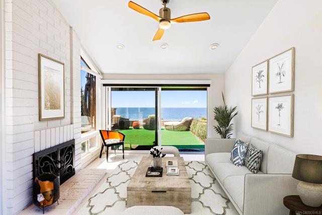 194 Neptune Ave, Encinitas CA: https://media.crmls.org/mediaz/01acf1c1-23df-4608-8cde-0de6a1c7ee31.jpg