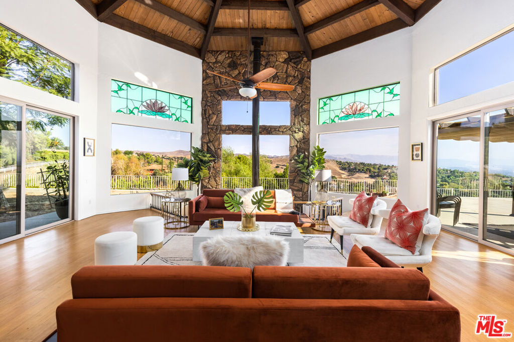 5552 Bill Cody Road, Hidden Hills, CA 91302
