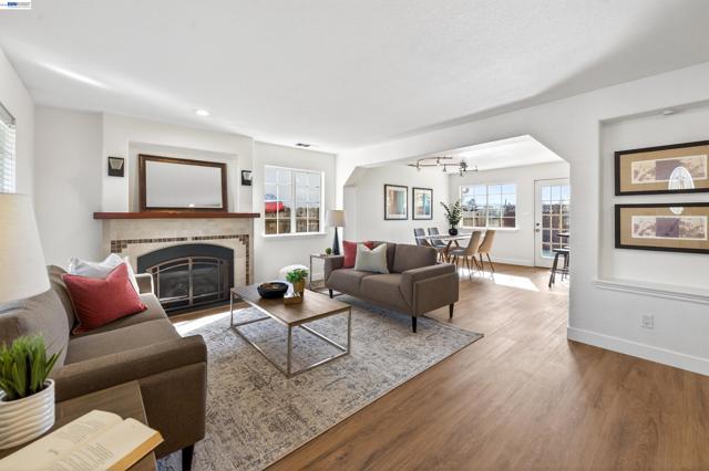 Image 5 of 30 For 1185 El Dorado Drive