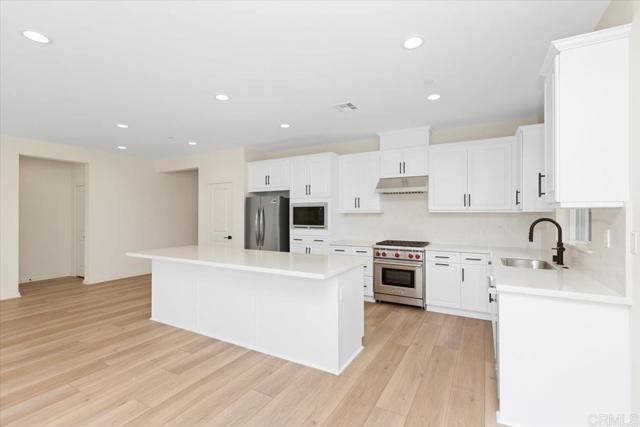 Image 14 of 40 For 1366 Topanga Drive