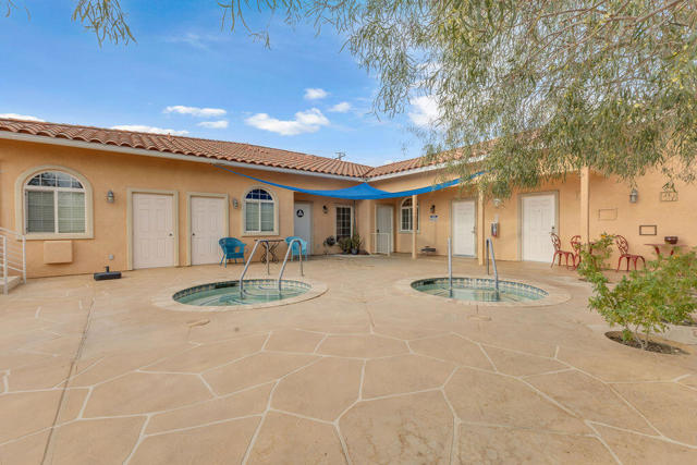 12622 Miracle Hill Road, Desert Hot Springs CA: https://media.crmls.org/mediaz/01adb7e0-c2be-4745-aa79-7e1e476f24f9.jpg