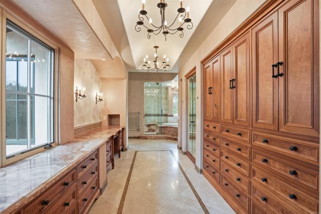 Image 25 of 67 For 7206 Aviara Drive