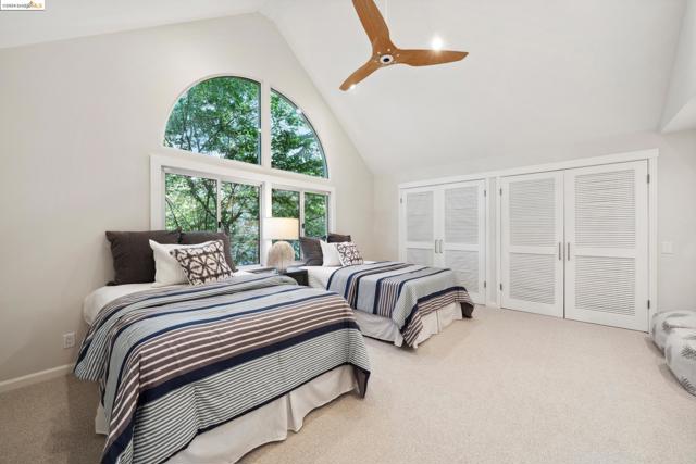 Image 41 of 59 For 5980 Harbord Dr