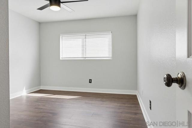 11753 Avenida Sivrita, San Diego CA: https://media.crmls.org/mediaz/01af70b8-3a7a-4805-ad07-10991e476455.jpg