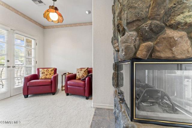 10885 Citrus Drive, Moorpark CA: https://media.crmls.org/mediaz/01b07dc2-1595-4dfb-8925-0790ea891416.jpg