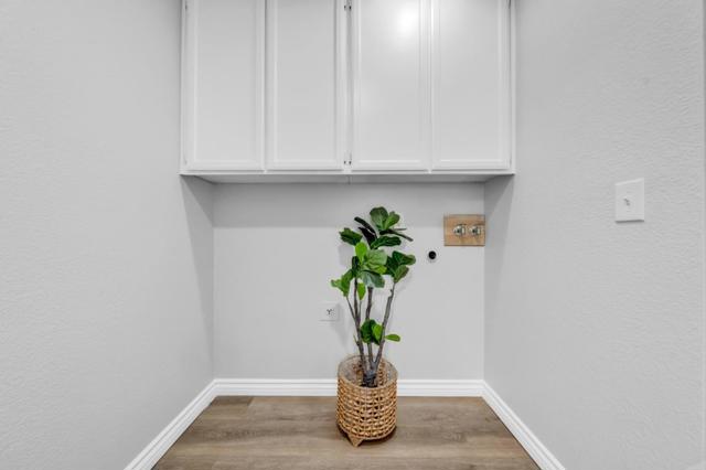 Image 12 of 42 For 2914 Mitton Drive