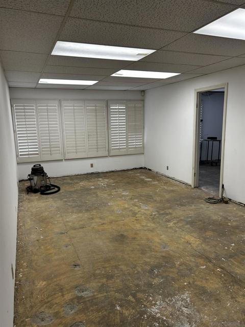 239 Washington Ave., Escondido, California 92025, ,Commercial Sale,For Sale,Washington Ave.,230022693SD