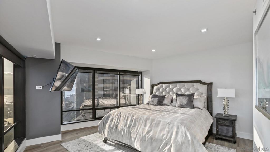 200 Harbor Dr - photo 20