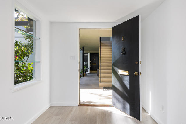 Detail Gallery Image 4 of 25 For 938 S Orange Grove Bld #C,  Pasadena,  CA 91104 - 2 Beds | 2 Baths