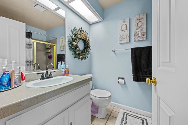 151 Tierra Del Sol, Hollister CA: https://media.crmls.org/mediaz/01b3b8c9-85f6-4973-aea1-0e5490a69cd1.jpg