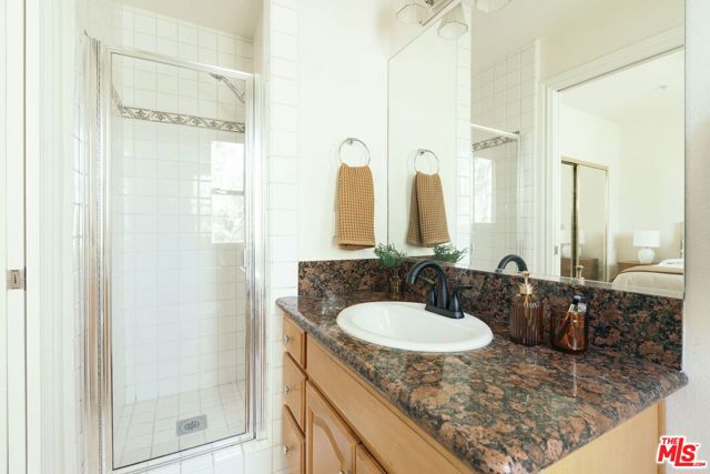 322 Alpine Street, Pasadena CA: https://media.crmls.org/mediaz/01b4809e-3753-4edf-b6e9-5893a77e218c.jpg