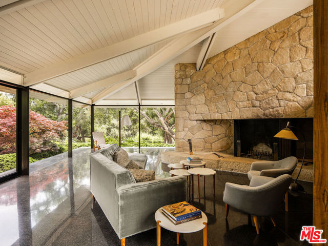 650 San Ysidro Road, Santa Barbara CA: https://media.crmls.org/mediaz/01b58e0f-6c9f-4147-8002-b2fd5fa0fc2e.jpg