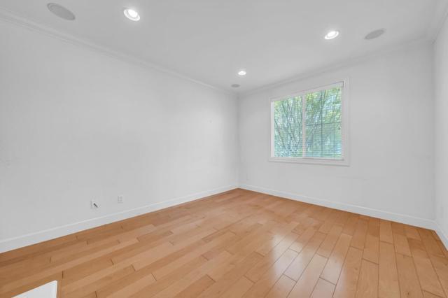 Image 16 of 35 For 1009 Jena Terrace