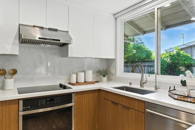 2464 Brannan Place, Santa Clara CA: https://media.crmls.org/mediaz/01b6bf08-9a0e-4b7b-8c3c-2ed7bc2d442e.jpg