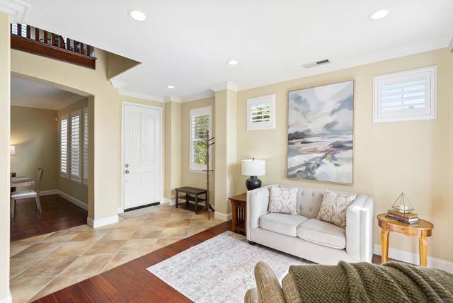 Detail Gallery Image 9 of 56 For 6407 Calmeria Pl, Carlsbad,  CA 92011 - 4 Beds | 3 Baths