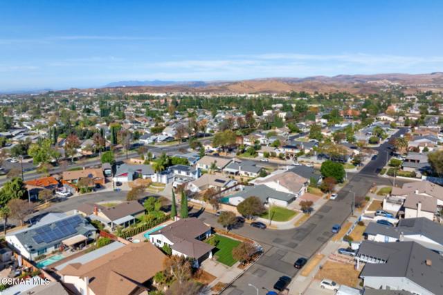 2091 Marter Avenue, Simi Valley CA: https://media.crmls.org/mediaz/01b8b963-d69c-4e3d-8e0e-4d73cd1641a4.jpg