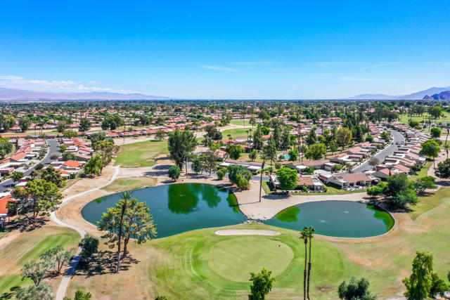 Image 37 of 42 For 40492 Bay Hill Way