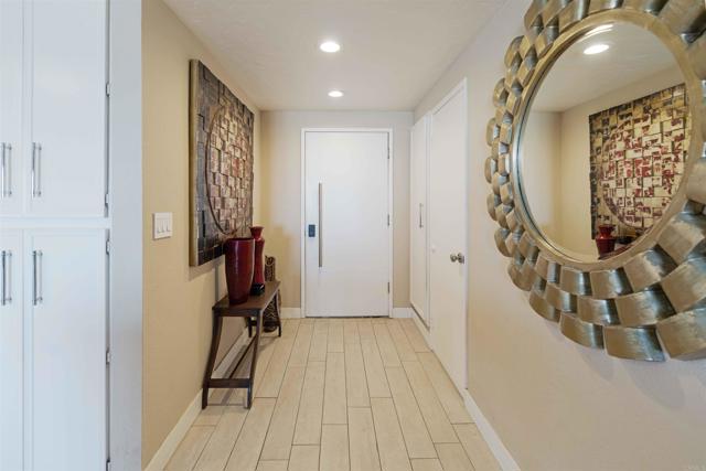 1502 Seacoast Drive, Imperial Beach CA: https://media.crmls.org/mediaz/01ba9a86-7900-4b58-bef4-532ff7379f2b.jpg