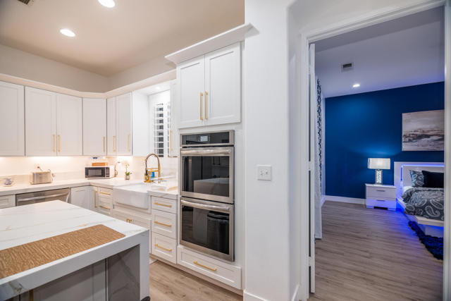 Image 17 of 62 For 48806 Barrymore Street