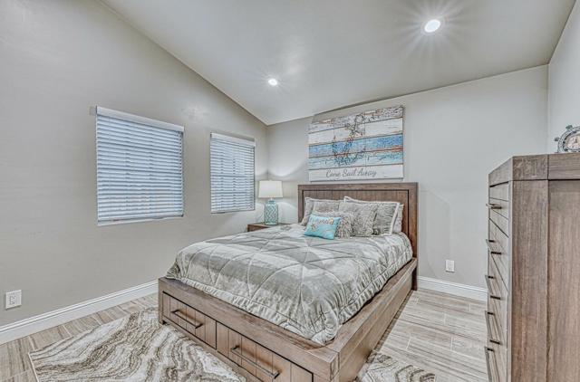 7550 Sandholdt Road, Moss Landing CA: https://media.crmls.org/mediaz/01baf764-3413-4a12-ae35-7aab1fe5e372.jpg