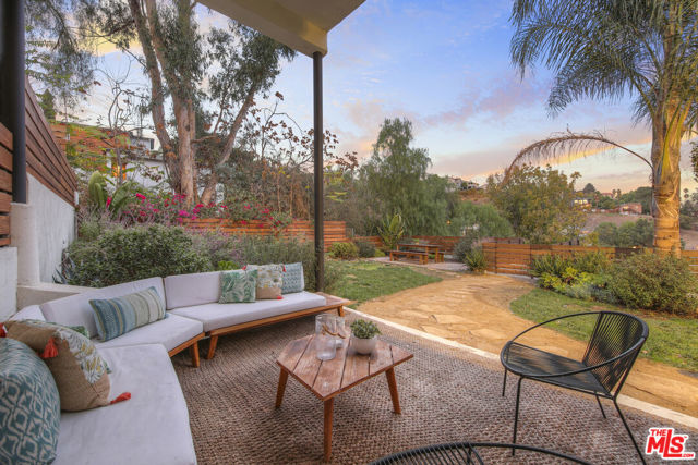 421 Beech Street, Los Angeles CA: https://media.crmls.org/mediaz/01bd93c2-16ac-4b55-bd81-e3803c541927.jpg