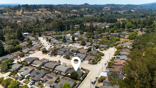 5090 Chiquita Way, Soquel CA: https://media.crmls.org/mediaz/01be536f-bf24-4d56-950b-26d96aef94cd.jpg