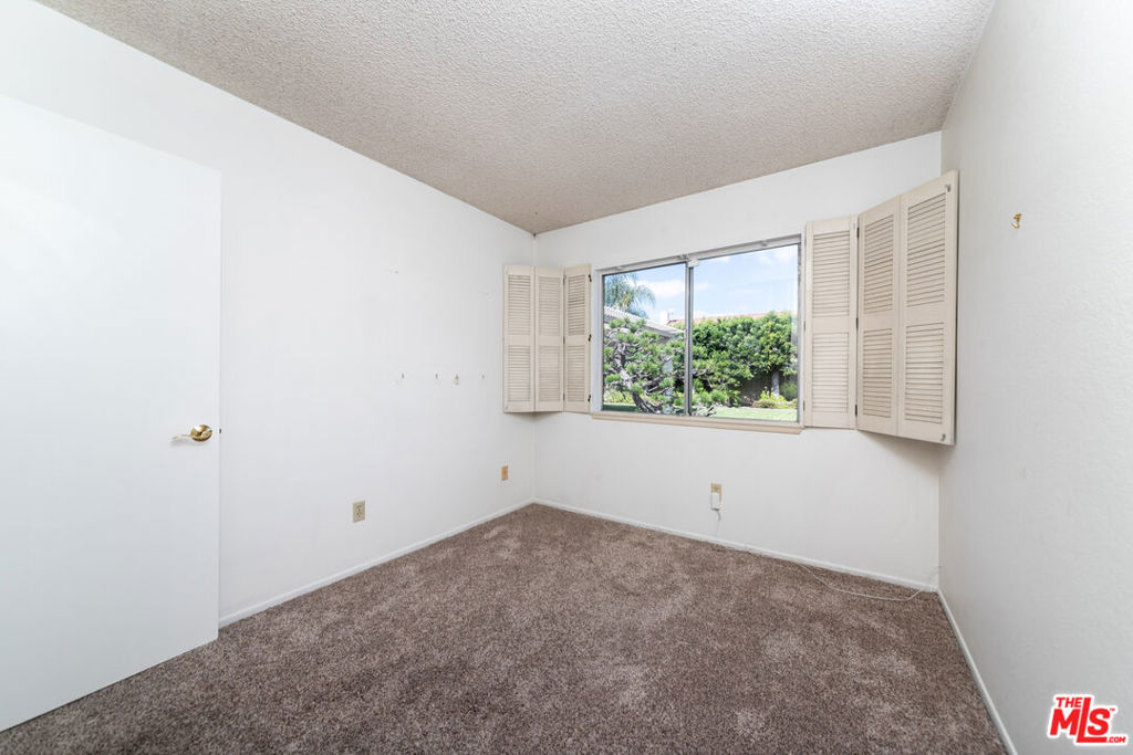 MLS #25610801 image #12