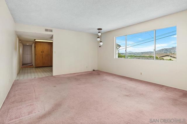 10021 Sierra Bonita, Spring Valley CA: https://media.crmls.org/mediaz/01c03399-b836-494a-82fa-11adcf1d67f3.jpg