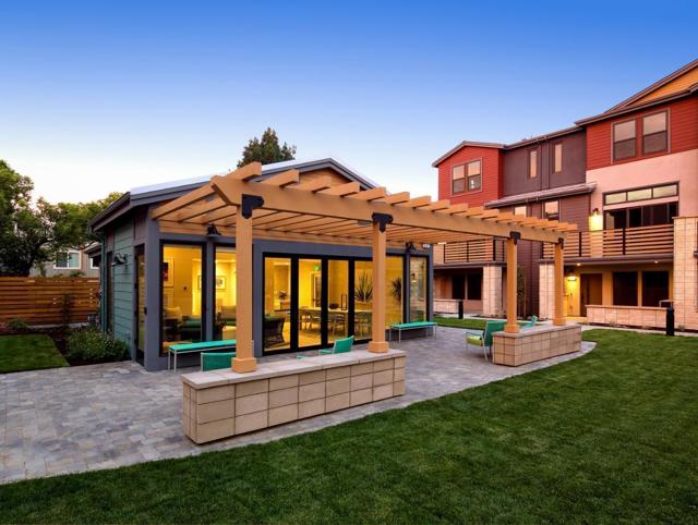 609 E Evelyn Avenue, Sunnyvale CA: https://media.crmls.org/mediaz/01c1d051-0166-410f-ac19-e572d91c3e63.jpg