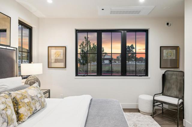 587 Creekside Court, Half Moon Bay CA: https://media.crmls.org/mediaz/01c4cb0b-b680-46e5-801b-ef7b8f5c7d86.jpg