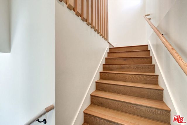 1249 N Formosa Avenue, West Hollywood CA: https://media.crmls.org/mediaz/01c62c39-a82f-497e-bda3-a62f7f44de54.jpg