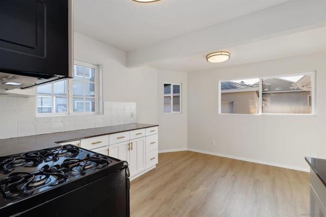 4462 52Nd St, San Diego CA: https://media.crmls.org/mediaz/01c65642-18f1-41a7-8500-585ce6402e61.jpg
