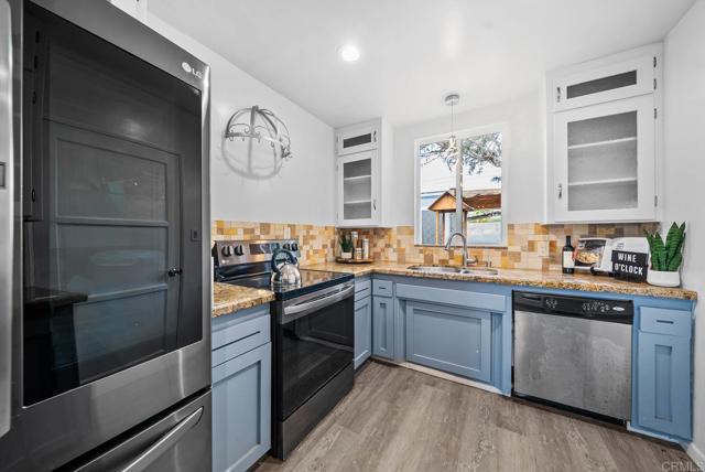 Detail Gallery Image 12 of 35 For 647 Claire Ave, Chula Vista,  CA 91910 - 4 Beds | 2 Baths