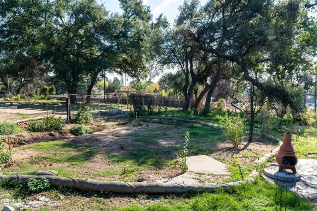 Detail Gallery Image 16 of 21 For 1134 E Altadena Dr, Altadena,  CA 91001 - – Beds | – Baths