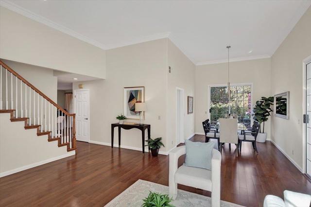 1190 Maria Privada, Mountain View CA: https://media.crmls.org/mediaz/01c8861e-5b60-47f1-89f3-fffc9ecab9cf.jpg