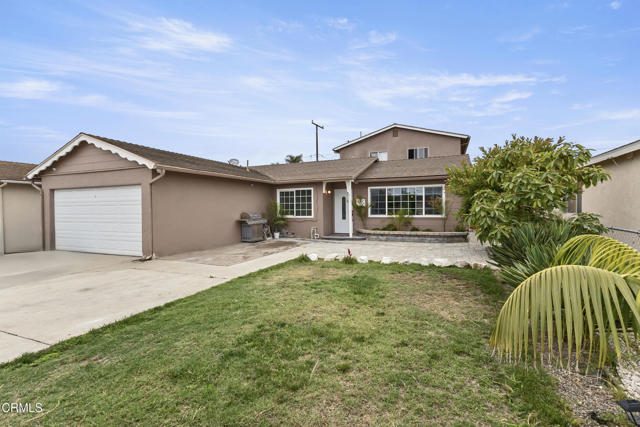 1515 N 6th Place, Port Hueneme CA: https://media.crmls.org/mediaz/01cb00e5-341a-4437-ac26-6786bf1cd208.jpg