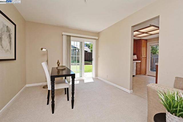 476 Mulqueeney St, Livermore CA: https://media.crmls.org/mediaz/01cc2097-b713-4747-b710-965615945ac8.jpg