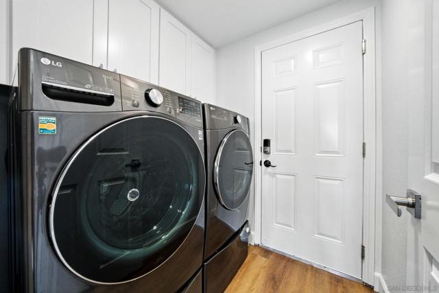 12135 Via San Loreno, San Diego CA: https://media.crmls.org/mediaz/01cc6e4f-9033-4cba-be60-d24fba176462.jpg