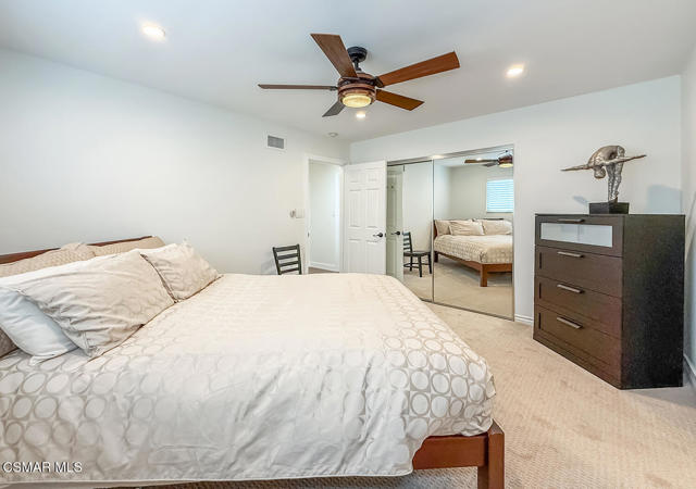 768 Brossard Drive, Thousand Oaks CA: https://media.crmls.org/mediaz/01cdc96f-dd3a-4e2b-80d8-f9bca4ed7dbd.jpg